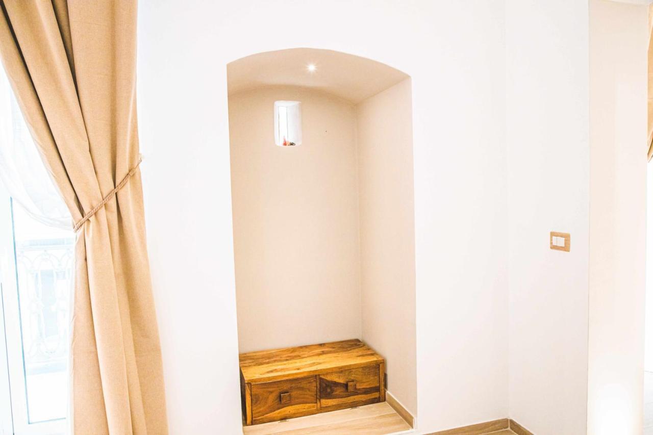 Cas358 Luxury Suite Bari Exterior foto